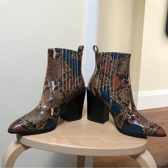 ASOS Raid Swallow Coloured Snake Western Boots 🪶 tan multi 🪬 US 8 🧡 - Picture 9 of 15